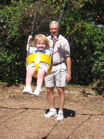 2004_09_17 Gral pusing Jane on swing.jpg